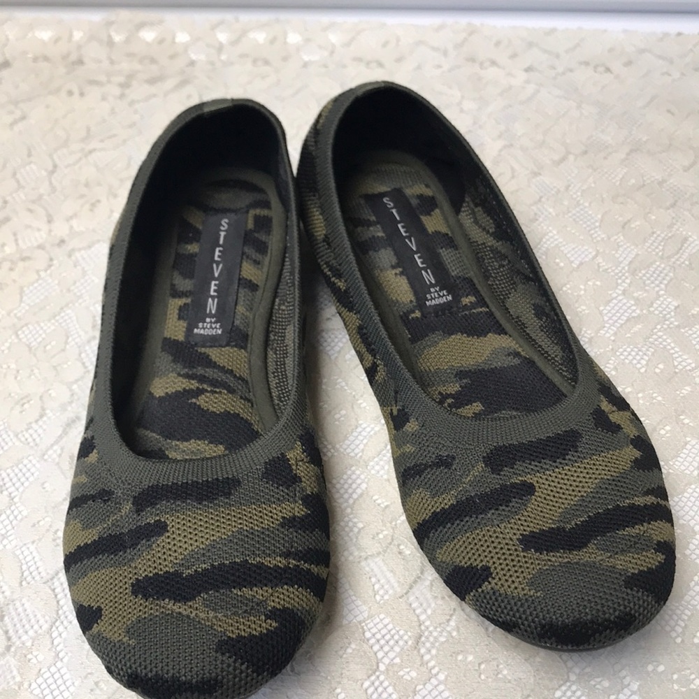 Steve Madden camo shoes